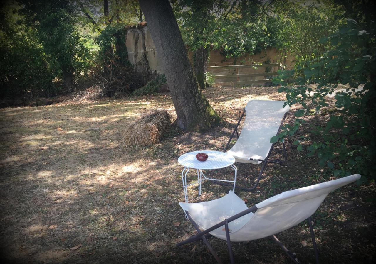 Messimy-sur-Saone La Grange De La Batone - Bed And Breakfast מראה חיצוני תמונה