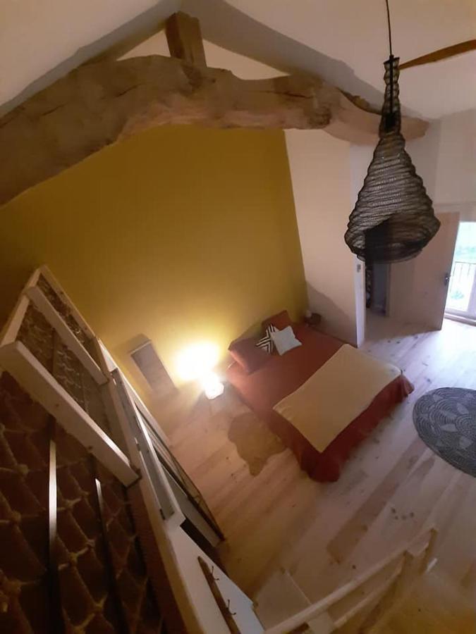 Messimy-sur-Saone La Grange De La Batone - Bed And Breakfast מראה חיצוני תמונה